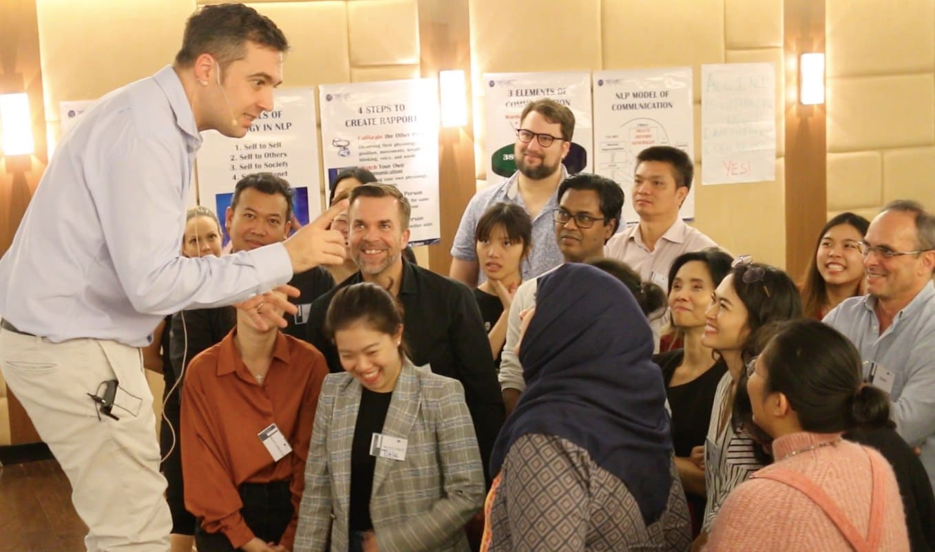 Image of students in an NLP Top Coach course.