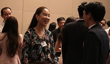 Image of students in an NLP Top Coach seminar. 