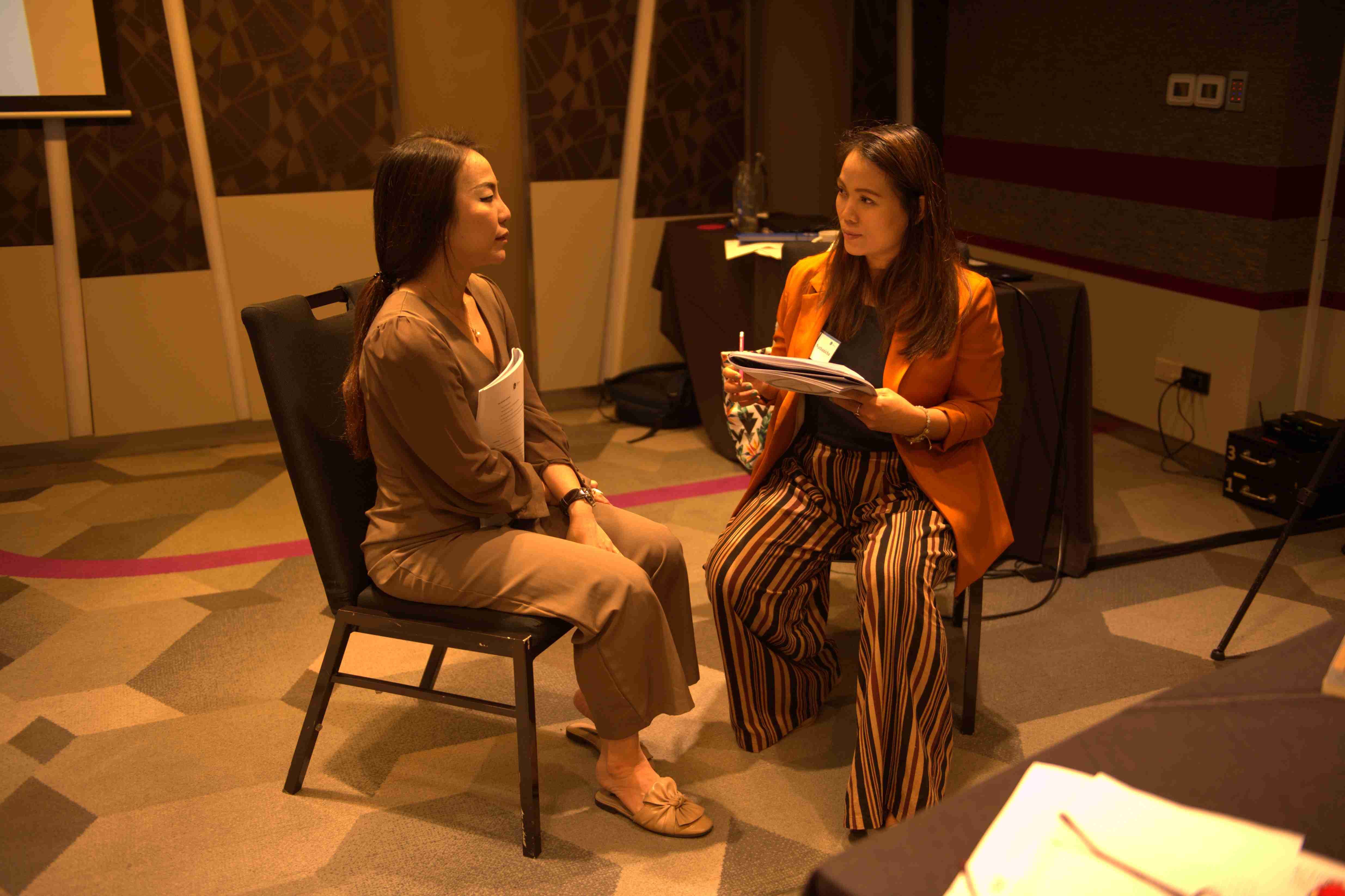 A student in an NLP Top Coach course learning how to use NLP in therapy.